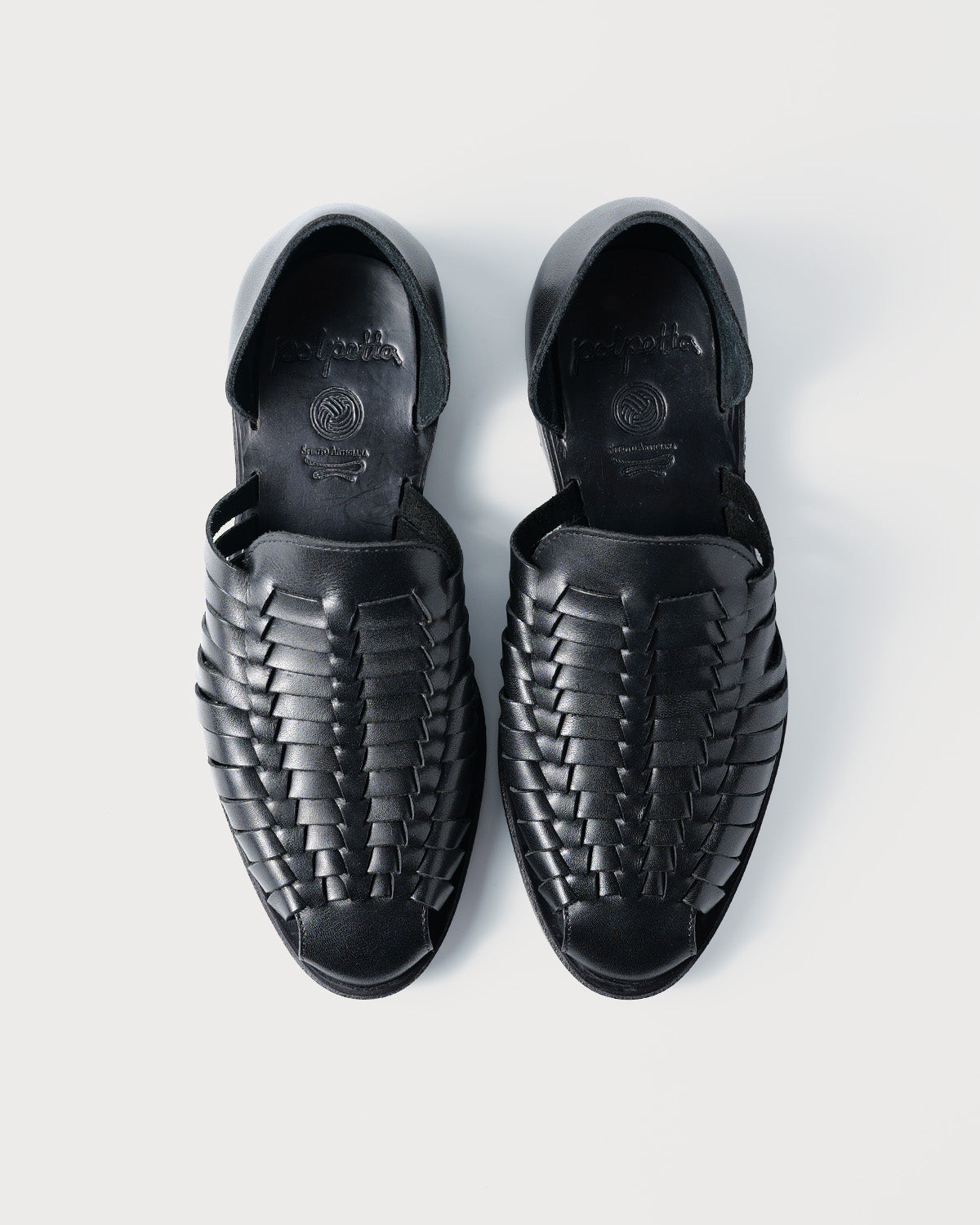 ISCIA BLACK